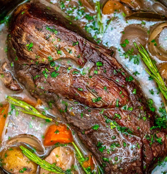 ROAST BEEF WITH ROSEMARY AND WINE SAUCE INSTAPOT